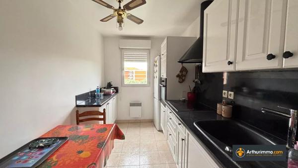 Vente                                                      Appartement
                        
                     3 pièces                      65 m2                     à Nice