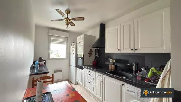 Vente                                                      Appartement
                        
                     3 pièces                      65 m2                     à Nice