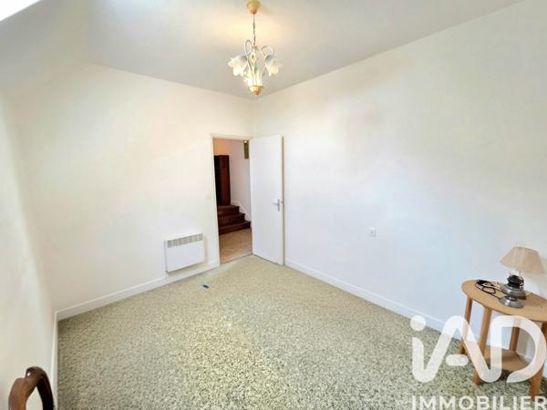 Maison à vendre 7 pièces 184 m² Lussac-les-Églises