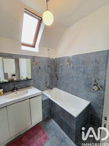 Maison à vendre 7 pièces 184 m² Lussac-les-Églises