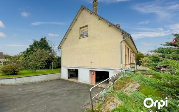 Maison à vendre    4 pièces • 110 m2 Monceaux