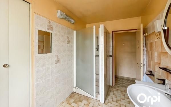 Maison à vendre    4 pièces • 110 m2 Monceaux