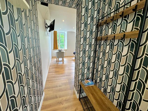 Studio entièrement rénové , en plein coeur de la vieille ville