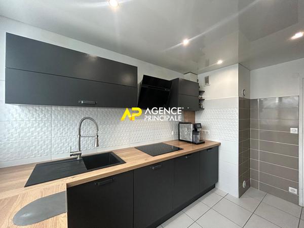 BEZONS _ Appartement 4 pièces 76 m2 €267 000 ** - Référence 4412