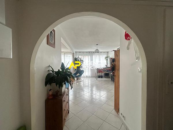 BEZONS _ Appartement 4 pièces 76 m2 €267 000 ** - Référence 4412