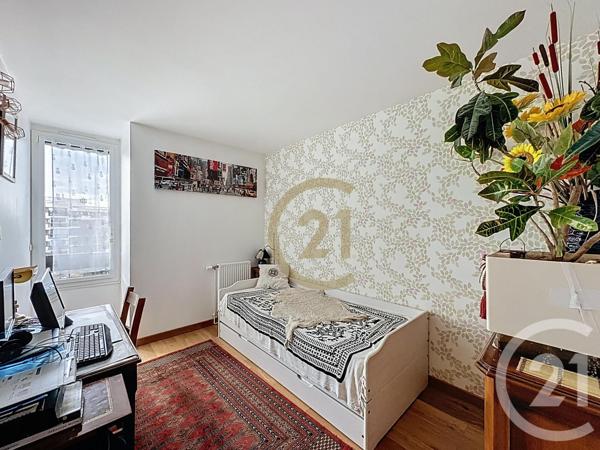 Appartement à vendre  4 pièces - 81,93 m2 LE CHESNAY - 78