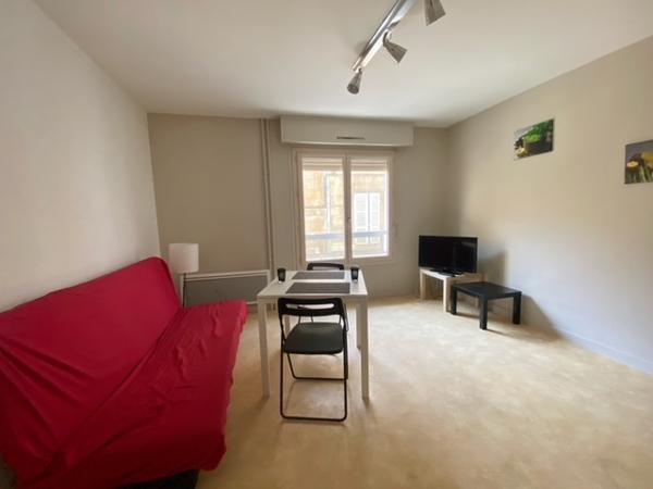 Appartement
                                                                                                                                                                                                                                                                                                                        1 pièce(s)                                                                                                                                                                                                                                                                                                                              27  m²
