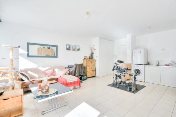 Charmant Appartement T2 avec Balcon et Parking à Longjumeau