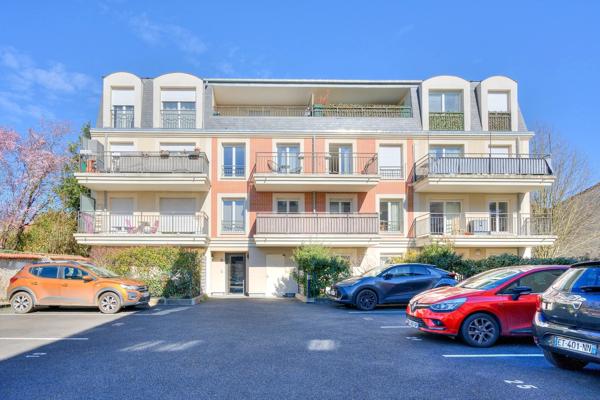 Charmant Appartement T2 avec Balcon et Parking à Longjumeau
