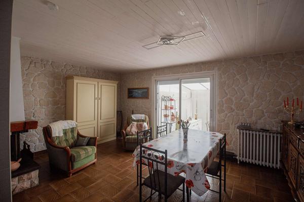 Maison Lagord/La Trompette, 3 chambres, bureau, garage.