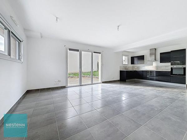 Amboise, maison contemporaine de 2015, 3 chambres 91.6 m2