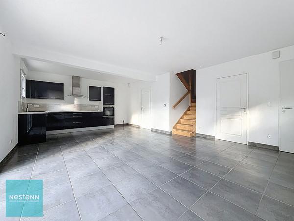 Amboise, maison contemporaine de 2015, 3 chambres 91.6 m2