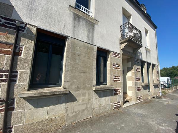 A vendre Bel appartement T3 lumineux avec garage et cave a Saint-Meen-le-Grand