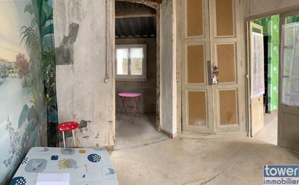Maison
                                                                                                                                                                                                                                                                                                                        2 pièce(s)                                                                                                                                                                                                                                                                                                                              33  m²