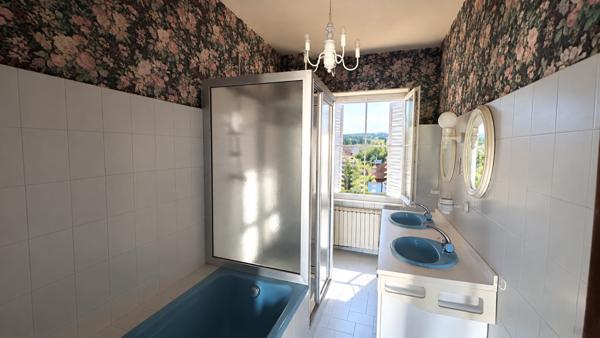 Maison 5 pièce(s) 3 chambre(s) 128 m²