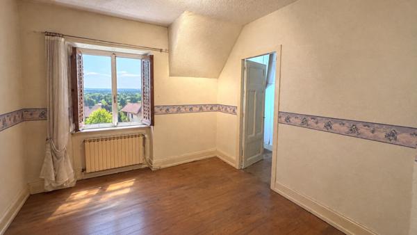 Maison 5 pièce(s) 3 chambre(s) 128 m²