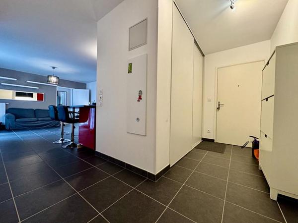 Appartement Genas 4 pièce(s) 82 m2