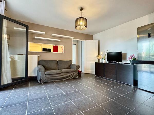 Appartement Genas 4 pièce(s) 82 m2