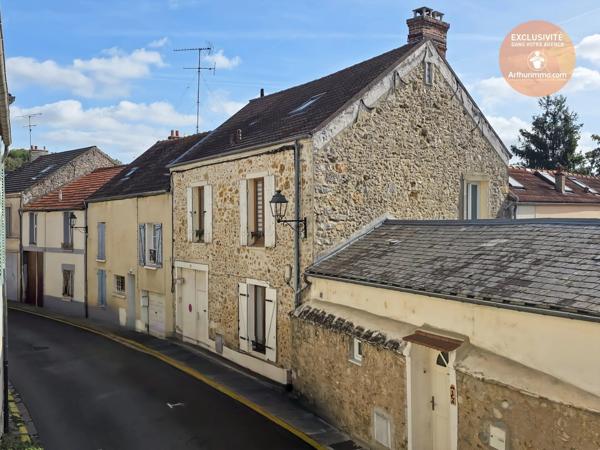 Vente                                                      Appartement
                        
                     1 pièces                      16 m2                     à Linas
