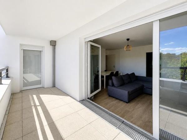 Appartement 317 000 € Élancourt 4 p 82 m² DPE C