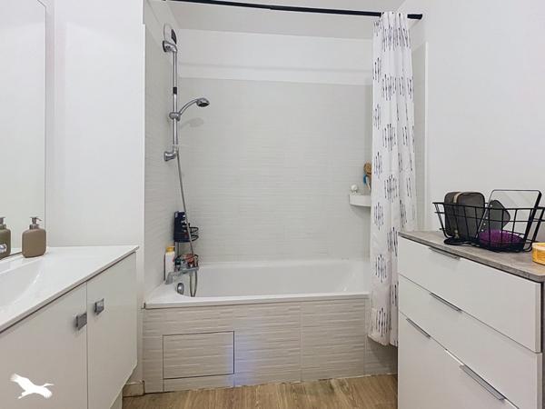 Appartement 317 000 € Élancourt 4 p 82 m² DPE C