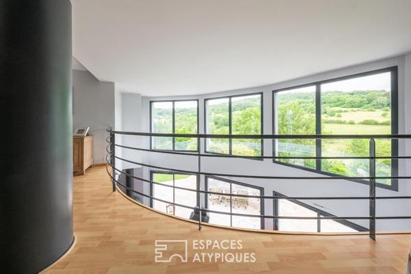 Lumière, design et sérénité : une réalisation d’architecte dans son écrin vert