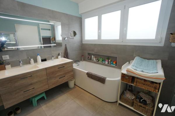 AMIENS PROCHE ROCADE, MAISON T7 DE QUALITE