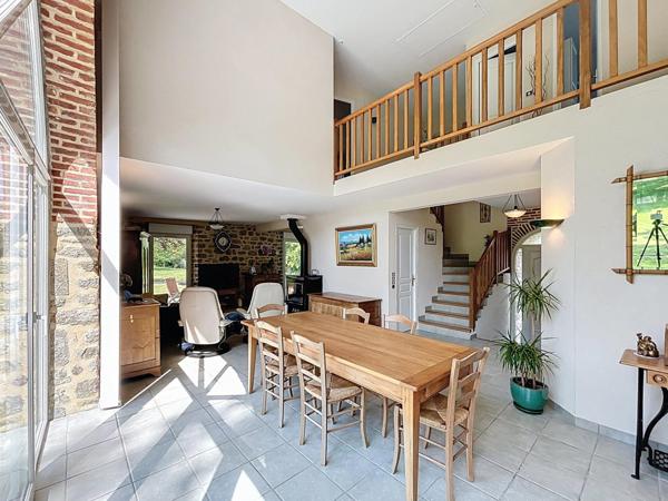 Proche MAYENNE, tranquille en campagne