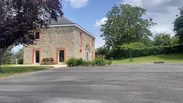 Proche MAYENNE, tranquille en campagne