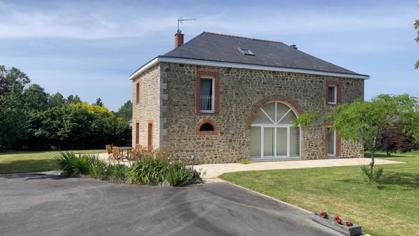 Proche MAYENNE, tranquille en campagne