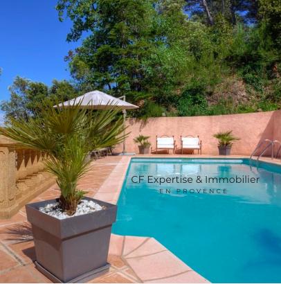 Trans-en-Provence (83720) TRANS en PROVENCE Villa traditionnelle avec piscine et VUE dégagée