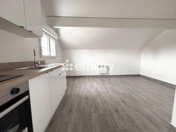 Immeuble
        
        - 140 m² Exclusivité 835 000 € *
