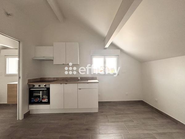 Immeuble
        
        - 140 m² Exclusivité 835 000 € *