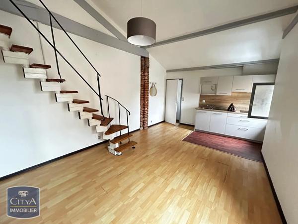 Appartement à louer 2 pièces 38.37m² Mont-de-Marsan (40000)