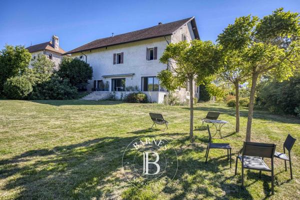 Saint-Julien-en-Genevois, Maison 4 Chambres -  391 m² à vendre