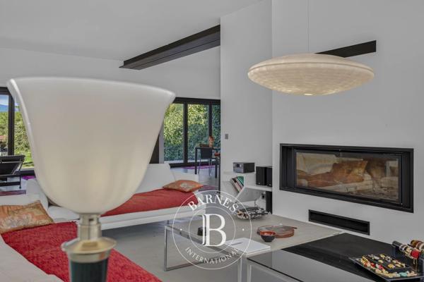 Saint-Julien-en-Genevois, Maison 4 Chambres -  391 m² à vendre