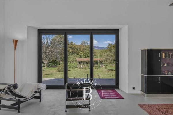 Saint-Julien-en-Genevois, Maison 4 Chambres -  391 m² à vendre