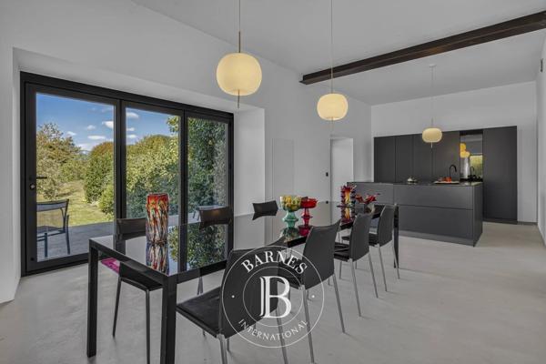 Saint-Julien-en-Genevois, Maison 4 Chambres -  391 m² à vendre