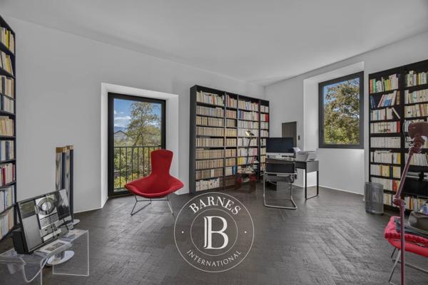 Saint-Julien-en-Genevois, Maison 4 Chambres -  391 m² à vendre