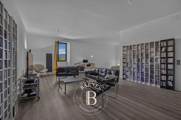 Saint-Julien-en-Genevois, Maison 4 Chambres -  391 m² à vendre