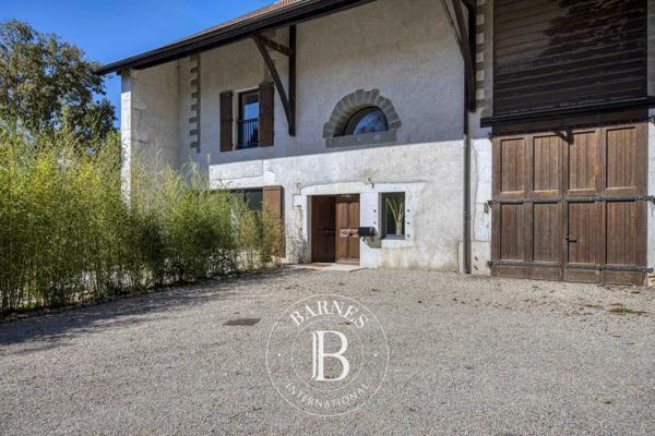 Saint-Julien-en-Genevois, Maison 4 Chambres -  391 m² à vendre