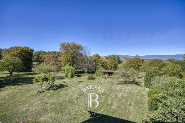 Saint-Julien-en-Genevois, Maison 4 Chambres -  391 m² à vendre