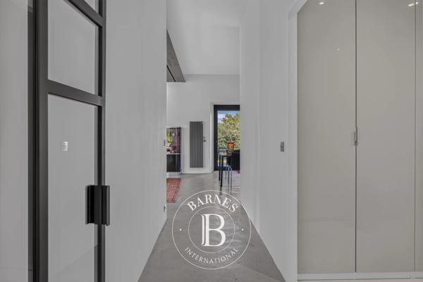 Saint-Julien-en-Genevois, Maison 4 Chambres -  391 m² à vendre