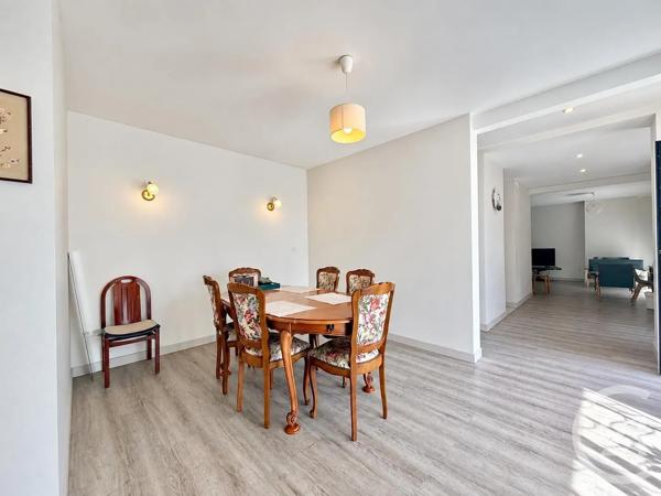 Maison à vendre  4 pièces - 140 m 2   MOULINS  - 03