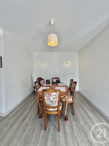 Maison à vendre  4 pièces - 140 m 2   MOULINS  - 03