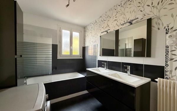 Appartement à vendre    2 pièces •  Brest