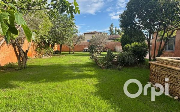 Maison à vendre    5 pièces •  Eyguières