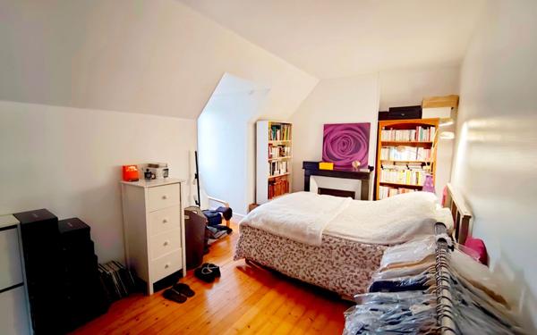 Maison à vendre    8 pièces • 181 m2 Épône