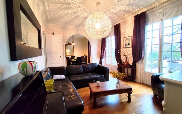 Maison à vendre    8 pièces • 181 m2 Épône