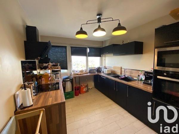 Appartement 4 pièces de 88 m² à Lys-lez-Lannoy (59390)